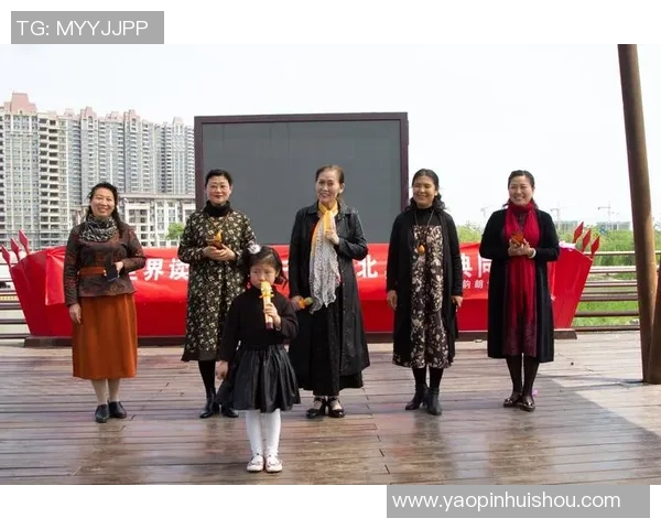 足球明星独特招牌动作舞蹈大揭秘展现球场魅力与艺术之美